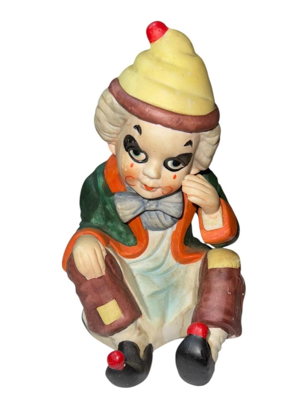 Vintage 1980s Porcelain Clown Music Box Figurine Sitting